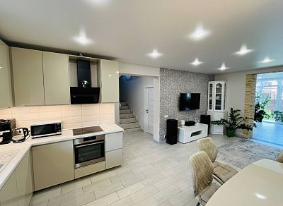 Купить дом Московская область, городской округ Солнечногорск, ДНП Повадино, Кленовая улица, 12 17500000 рублей