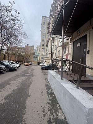 Купить квартиру г Москва, ул Валовая, д 8/18 стр 2 39900000 рублей