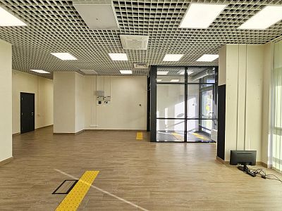 Снять в аренду помещение свободного назначения Москва, Загорьевская улица, 8 400000 рублей