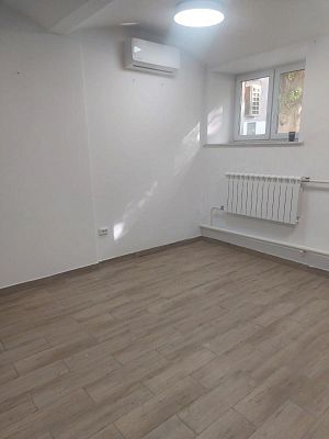Снять в аренду помещение свободного назначения г Москва, ул Большая Почтовая, д 18/20 к 17 30000 рублей