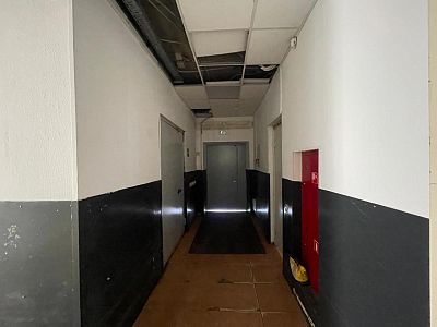 Снять в аренду торговую площадь г Одинцово, ул Садовая, д 3Б 300000 рублей