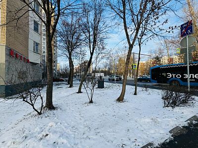 Купить торговую площадь г Москва, ул Дубнинская, д 37 к 1 16300000 рублей