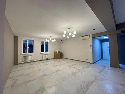 Снять в аренду помещение свободного назначения г Москва, Филёвский б-р, д 24 239400 рублей