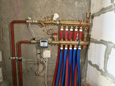 Снять в аренду помещение свободного назначения Москва, Олонецкая улица, 6 300000 рублей