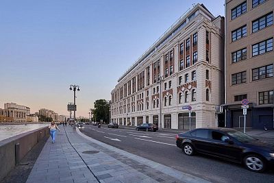 Купить квартиру г Москва, Космодамианская наб, д 4/22 стр 9 94400000 рублей