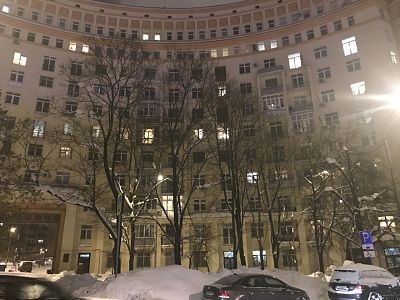 Купить квартиру г Москва, Ростовская наб, д 5 52000000 рублей