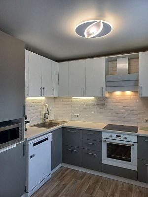 Купить квартиру г Хабаровск, ул Автобусная, д 14 5870000 рублей