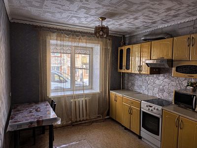 Купить квартиру село Троицкое, ул 40 лет Победы, д 6 2500000 рублей