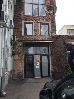 Снять в аренду помещение свободного назначения г Москва, ул Бауманская, д 20 стр 7 250000 рублей