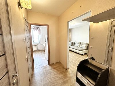 Снять квартиру г Хабаровск, ул Дзержинского, д 24 45000 рублей