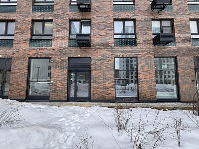 Снять в аренду помещение свободного назначения Москва, Новомосковский административный округ, район Внуково, Аэростатная улица, 14к3 150000 рублей