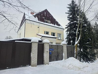 Купить дом г Домодедово, мкр Центральный, ул Фабричная 2-я, д 4Б 45000000 рублей