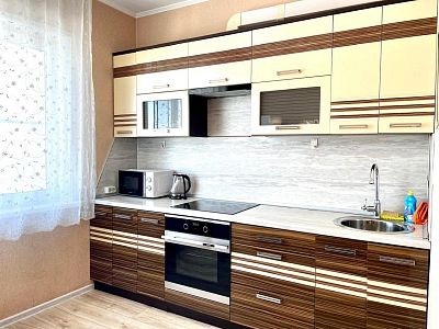 Снять квартиру г Хабаровск, ул Морозова Павла Леонтьевича, д 91 45000 рублей