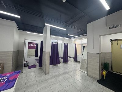 Купить помещение свободного назначения Московская область, городской округ Красногорск, село Николо-Урюпино, улица Полковника Глазунова, 5 14000000 рублей