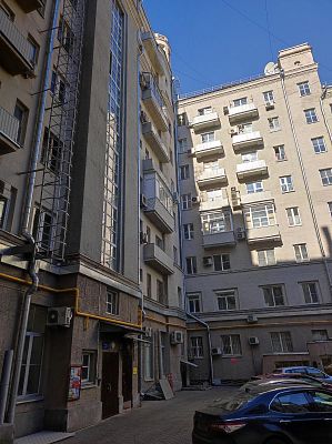 Купить квартиру г Москва, Лаврушинский пер, д 17 стр 2 99000000 рублей