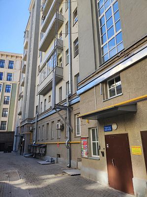 Купить квартиру г Москва, Лаврушинский пер, д 17 стр 2 99000000 рублей