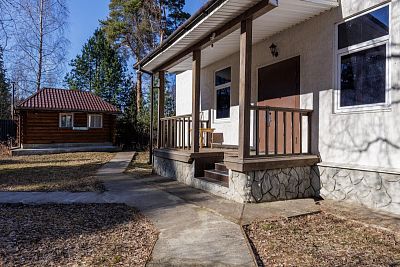 Купить дом Ленинградская область, Ломоносовский район, Лебяженское городское поселение, городской посёлок Лебяжье 25000000 рублей