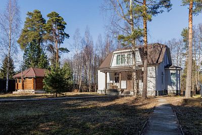 Купить дом Ленинградская область, Ломоносовский район, Лебяженское городское поселение, городской посёлок Лебяжье 25000000 рублей