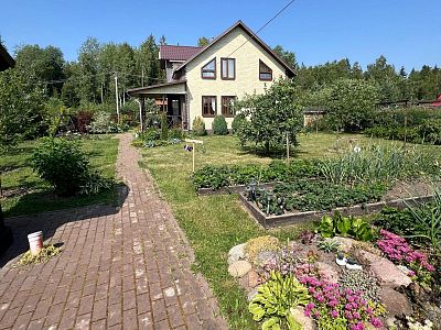 Купить дом Ленинградская область, Ломоносовский район, Пениковское сельское поселение, садоводческое некоммерческое товарищество Фауна, 1055 13400000 рублей
