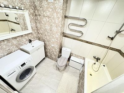 Купить квартиру г Москва, ул Краснопрудная, д 1 27000000 рублей