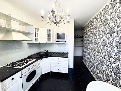 Купить квартиру г Москва, ул Краснопрудная, д 1 27000000 рублей