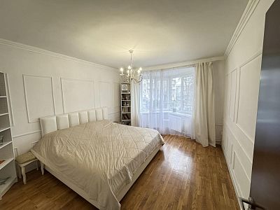 Купить квартиру г Москва, ул Краснопрудная, д 1 27000000 рублей