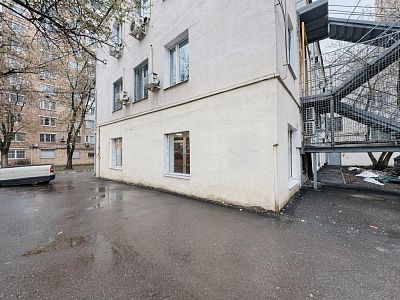 Купить торговую площадь г Москва, ул Большая Семёновская, д 23А 32000000 рублей