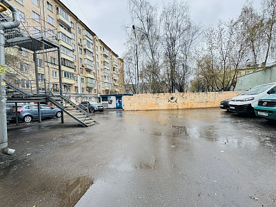 Купить торговую площадь г Москва, ул Большая Семёновская, д 23А 32000000 рублей