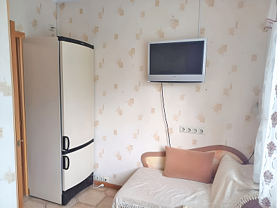 Снять квартиру г Москва, ул Адмирала Лазарева, д 40 49000 рублей