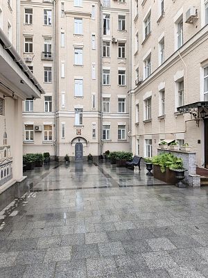 Купить квартиру г Москва, Калашный пер, д 7 99990000 рублей