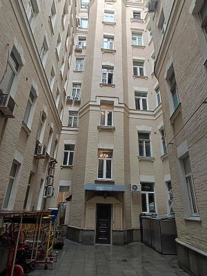 Купить квартиру г Москва, Калашный пер, д 7 99990000 рублей