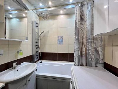 Купить квартиру г Хабаровск, ул Рокоссовского, д 42 6500000 рублей