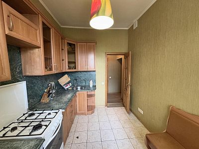 Снять квартиру г Москва, ул Большие Каменщики, д 17 75000 рублей