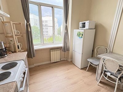 Снять квартиру г Хабаровск, ул Муравьева-Амурского, д 40 55000 рублей
