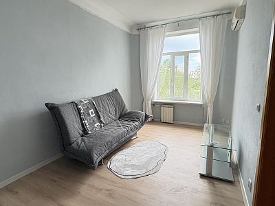 Снять квартиру г Хабаровск, ул Муравьева-Амурского, д 40 55000 рублей