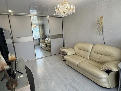 Купить квартиру г Хабаровск, ул Калинина, д 110 9200000 рублей
