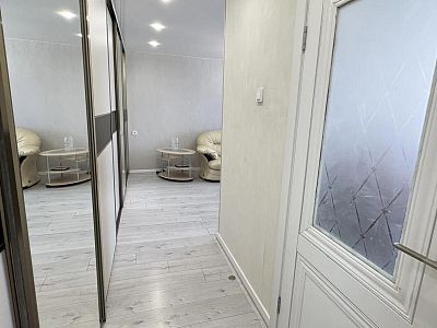 Купить квартиру г Хабаровск, ул Калинина, д 110 9200000 рублей