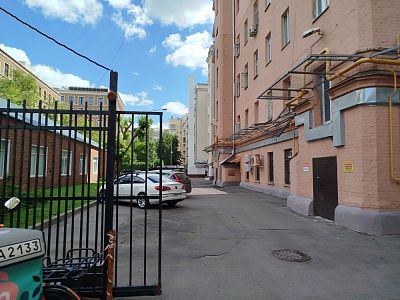 Купить квартиру г Москва, ул Кожевническая, д 1Б стр 1 71000000 рублей
