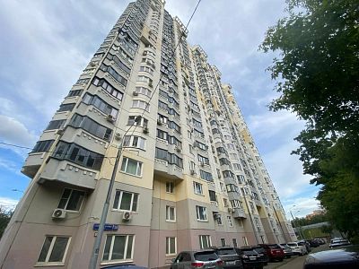Купить квартиру г Москва, ул Герасима Курина, д 26 38000000 рублей