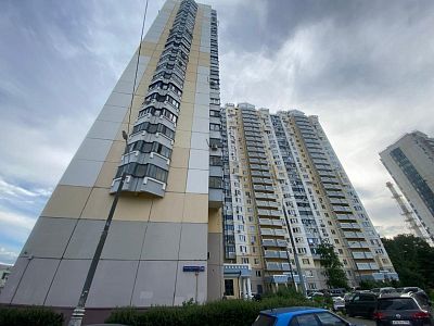Купить квартиру г Москва, ул Герасима Курина, д 26 38000000 рублей