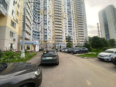 Купить квартиру г Москва, ул Герасима Курина, д 26 38000000 рублей