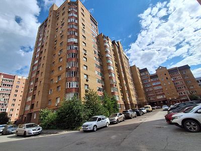 Купить квартиру г Уфа, ул Цюрупы, д 145/1 24500000 рублей