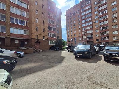 Купить квартиру г Уфа, ул Цюрупы, д 145/1 24500000 рублей