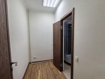 Снять в аренду помещение свободного назначения г Москва, ул 3-я Тверская-Ямская, д 11 250000 рублей