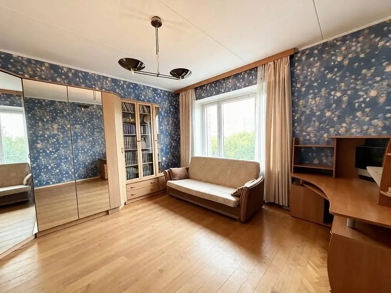 3-комн. квартира, 103 м², этаж 3/14