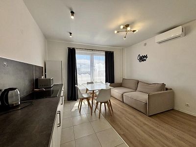 Снять квартиру г Москва, Перовское шоссе, д 2 к 3 95000 рублей