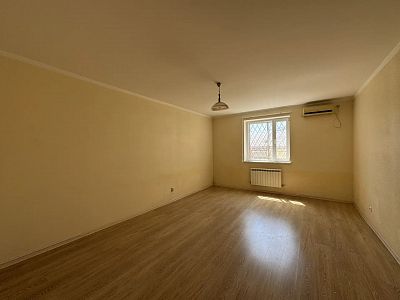 Купить помещение свободного назначения г Анапа, ул Самбурова, д 158 7900000 рублей