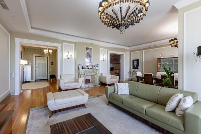Купить квартиру г Москва, ул Мосфильмовская, д 70 к 3 98000000 рублей