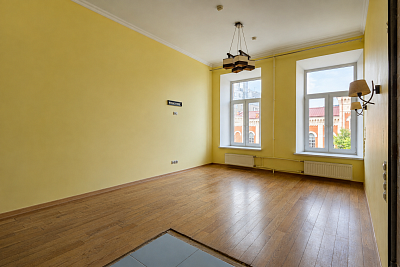 Купить квартиру г Санкт-Петербург, Ульяны Громовой пер, д 1/13 49999999 рублей