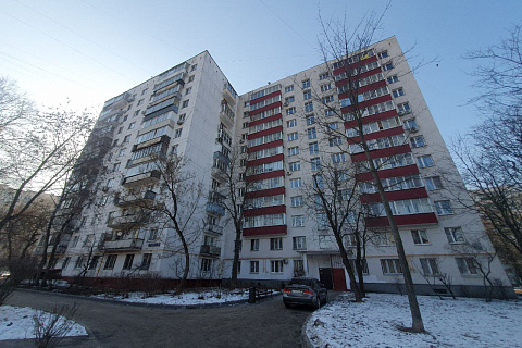 Серия II-18/12